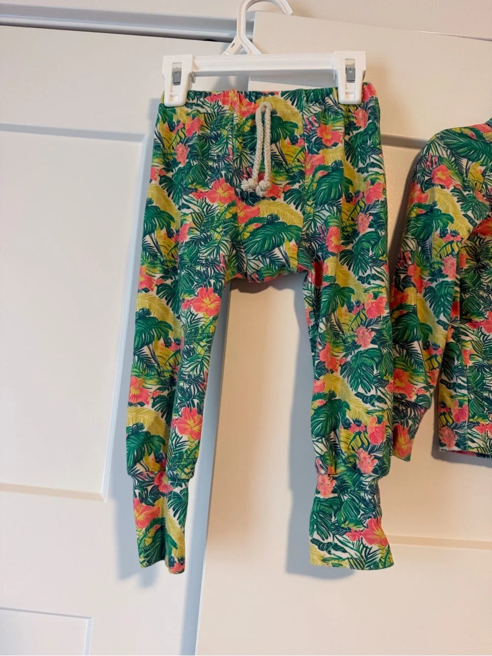 Little One Shop Tropical Pajama Set - Green & Pink